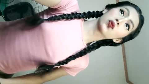 Snapshot of yourbabyriana chatting on 01/13/25, 06:06 Angel online show from 01/13/25, 06:06
