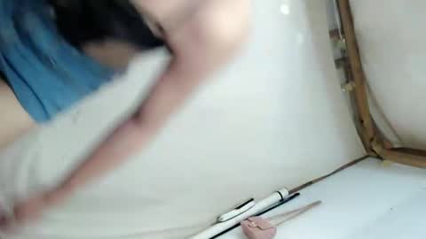 Angel online show from 11/17/25, 04:40