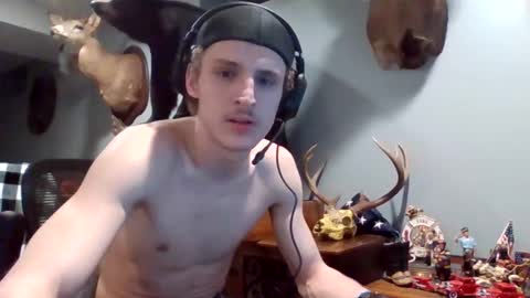 yourbitch1762 online show from 02/20/26, 09:00