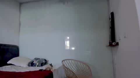 insta  yourboniee online show from 09/17/25, 04:52