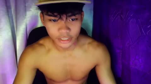 Snapshot of yourboycumrain chatting on 07/20/26, 08:44 rainy online show from 07/20/26, 08:44