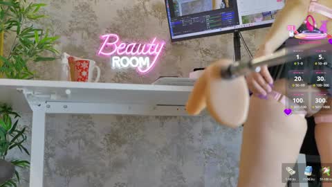 Anna online show from 03/29/26, 07:03