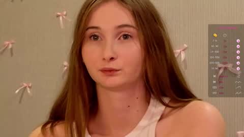 Snapshot of yourcreamyister chatting on 12/03/25, 08:29 creamysister online show from 12/03/25, 08:29