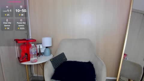Snapshot of yourcutesofi chatting on 01/15/25, 08:09 Sofia  independent model 3 online show from 01/15/25, 08:09