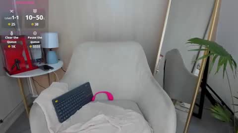 Snapshot of yourcutesofi chatting on 02/12/25, 07:44 Sofia  independent model 3 online show from 02/12/25, 07:44