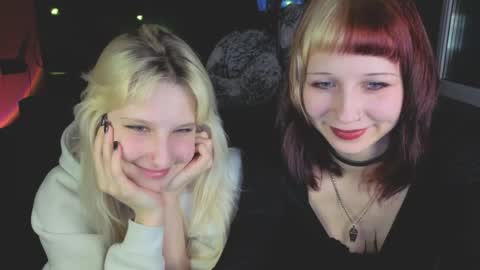 Snapshot of yourcutiegoth chatting on 04/13/26, 11:54 Vasilisa online show from 04/13/26, 11:54