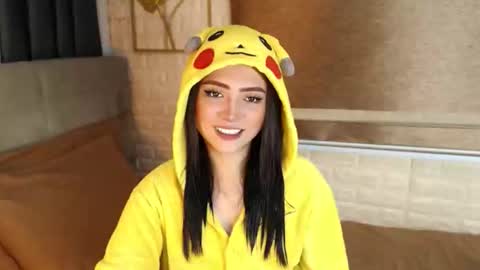 JEN  online show from 09/10/25, 09:20