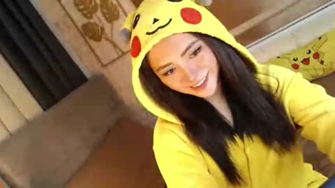 JEN  online show from 09/24/25, 12:30