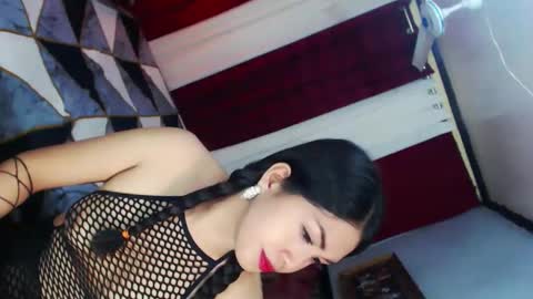 yourdream_gurl online show from 02/26/25, 11:52