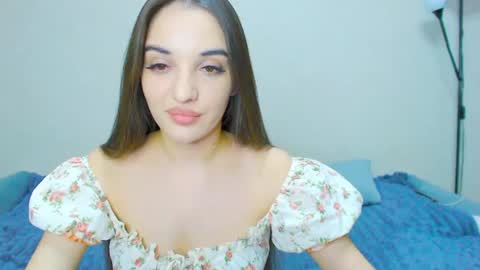 Snapshot of yourdreammary chatting on 06/18/26, 04:22 Adele online show from 06/18/26, 04:22