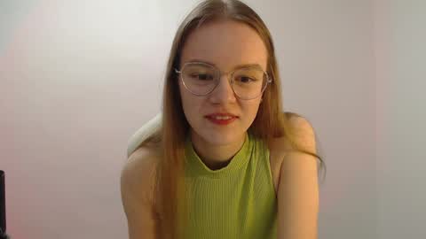 Snapshot of yourdreamray chatting on 05/31/26, 09:38 Lana online show from 05/31/26, 09:38