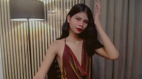 Vivian online show from 11/16/25, 07:36