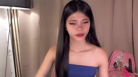 Vivian online show from 04/21/26, 02:51