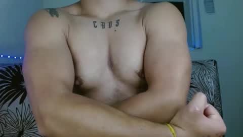 yourfavorite_bigclit online show from 09/23/25, 10:40