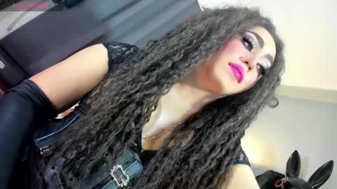  not into STINGY and CHEAP people online show from 10/20/25, 10:10