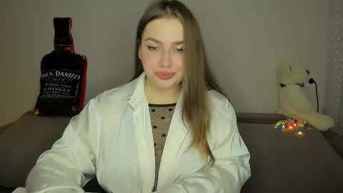 Snapshot of yourgem__ chatting on 02/11/25, 05:50 yourgem__ online show from 02/11/25, 05:50