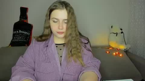 Snapshot of yourgem__ chatting on 02/17/25, 04:15 yourgem__ online show from 02/17/25, 04:15