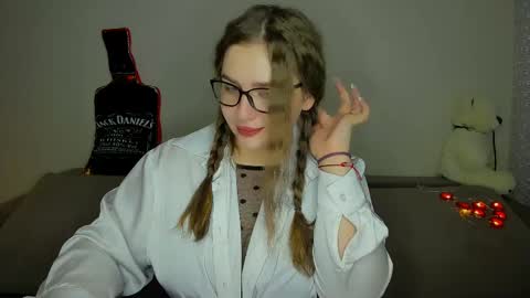 Snapshot of yourgem__ chatting on 03/03/25, 05:39 yourgem__ online show from 03/03/25, 05:39