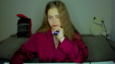 Snapshot of yourgem__ chatting on 09/10/25, 06:52 yourgem__ online show from 09/10/25, 06:52