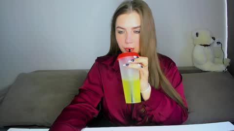 yourgem__ online show from 06/01/26, 03:08