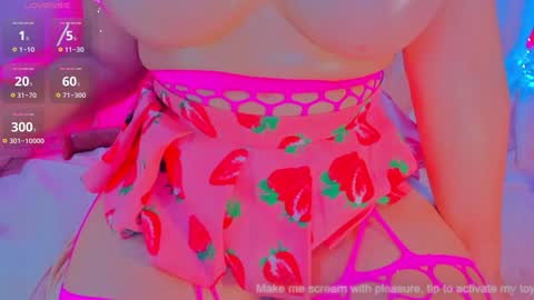 Snapshot of yourgirl11555 chatting on 12/04/24, 10:41 Liza online show from 12/04/24, 10:41