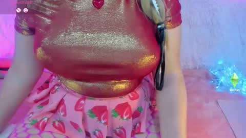 Snapshot of yourgirl11555 chatting on 10/12/25, 02:21 Liza online show from 10/12/25, 02:21