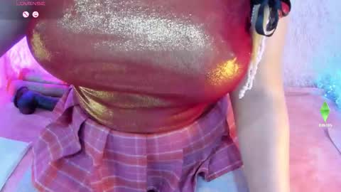 Snapshot of yourgirl11555 chatting on 10/20/25, 05:19 Liza online show from 10/20/25, 05:19