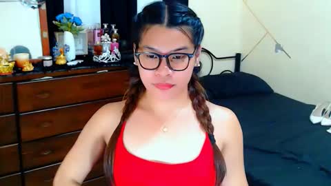 yourgoddesscruella online show from 03/19/26, 02:43