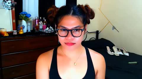 yourgoddesscruella online show from 03/26/26, 07:25