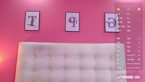 REBECA  online show from 12/18/24, 09:14