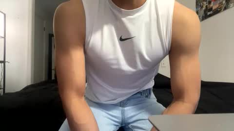 yourguuy21 online show from 11/21/25, 02:21