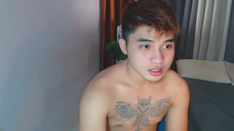 Snapshot of yourhandsome_hunk chatting on 01/05/25, 05:30 Paul online show from 01/05/25, 05:30