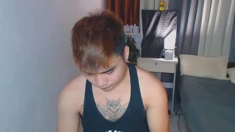Snapshot of yourhandsome_hunk chatting on 01/10/25, 07:11 Paul online show from 01/10/25, 07:11
