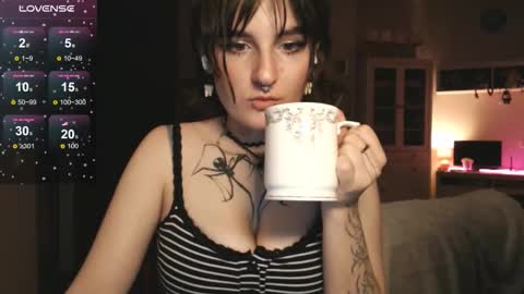 hanna online show from 11/10/25, 01:15