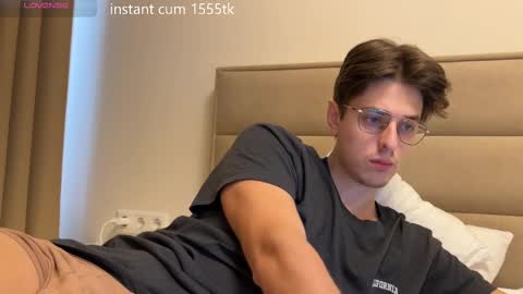 Chris online show from 03/05/25, 06:33