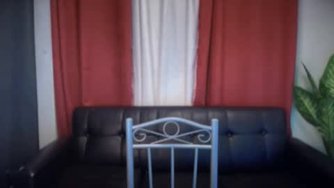 Snapshot of yourhotlove_jamellaxxx chatting on 10/14/25, 01:01 LOVING JAMMELA online show from 10/14/25, 01:01