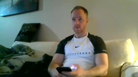 yourlove8523 online show from 05/02/26, 06:29