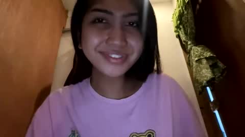 yourlovebella88 online show from 12/05/25, 03:20