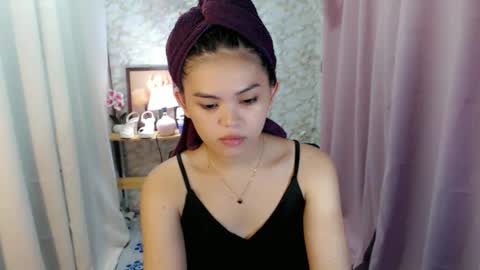 your lovely Dina online show from 01/07/26, 01:41