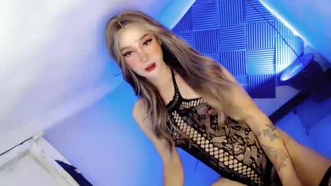 Snapshot of yourlovemaria chatting on 02/25/25, 01:28 Maria online show from 02/25/25, 01:28