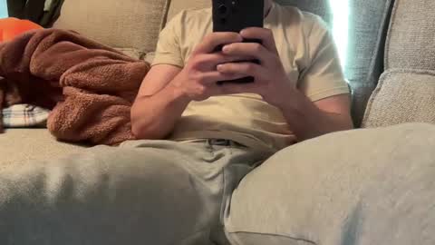 yourloyalpuppy online show from 09/25/25, 02:54