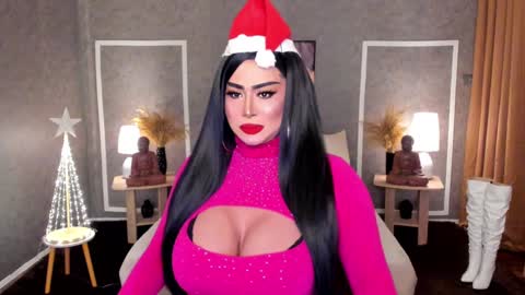 Snapshot of yourmassivecockcummer chatting on 12/25/24, 03:06 Carla online show from 12/25/24, 03:06