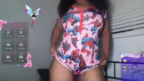 Snapshot of yourmommysilk chatting on 06/14/26, 10:28 YOURMOMMY online show from 06/14/26, 10:28