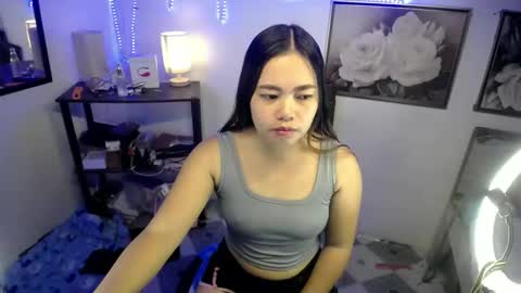 Snapshot of yourmy_sunshine chatting on 06/04/26, 07:03 yourmy_sunshine online show from 06/04/26, 07:03