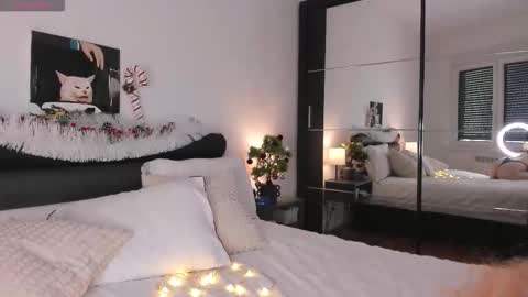 Ashley online show from 12/20/25, 11:50