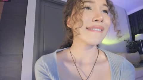 youre meyy online show from 12/19/25, 06:15