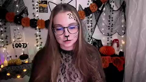 Happy online show from 10/28/25, 09:02