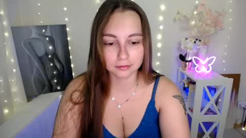 Snapshot of yours_piece_of_happiness_ chatting on 07/07/26, 05:54 Happy online show from 07/07/26, 05:54