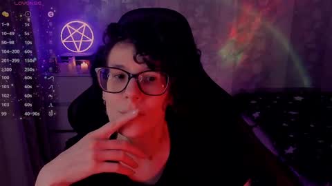 Snapshot of yourscosmic chatting on 03/03/25, 10:10 Yours Cosmic online show from 03/03/25, 10:10