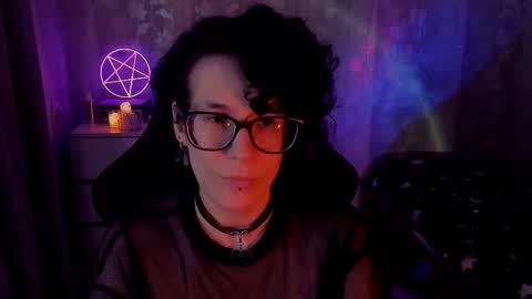 Snapshot of yourscosmic chatting on 03/07/25, 08:33 Yours Cosmic online show from 03/07/25, 08:33